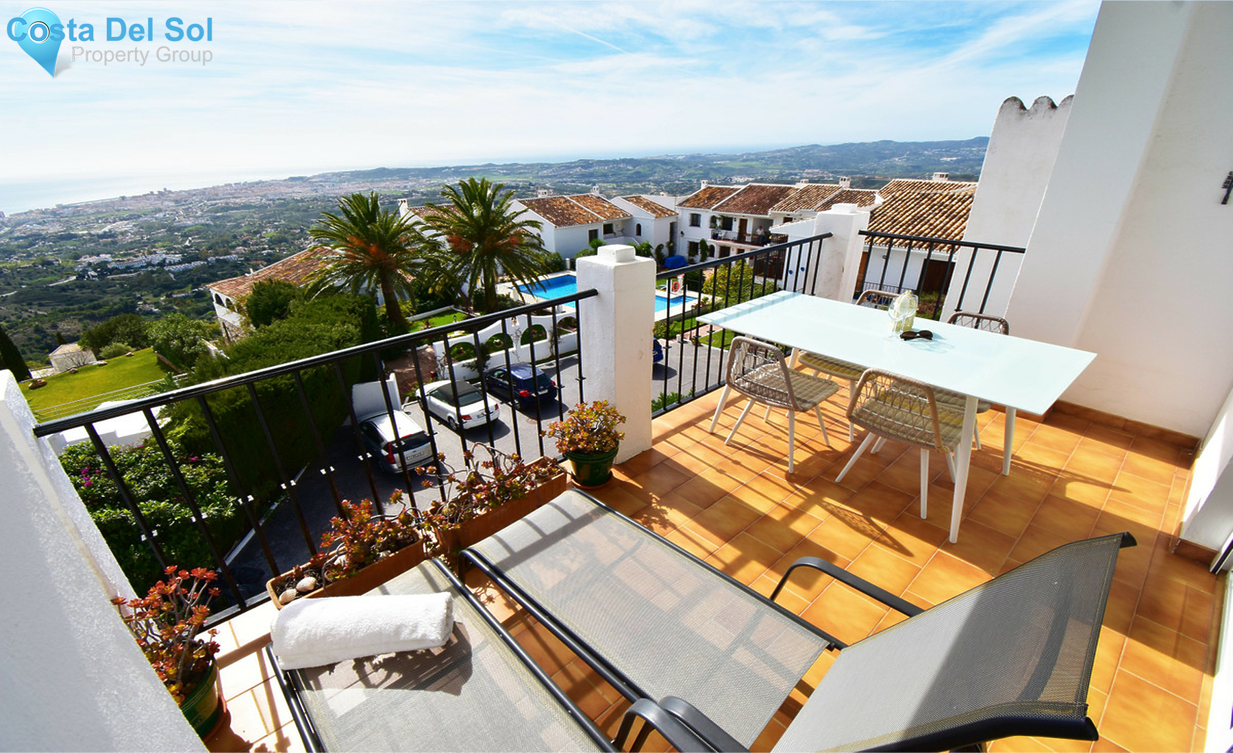 Top Floor Apartment in Mijas-1273914