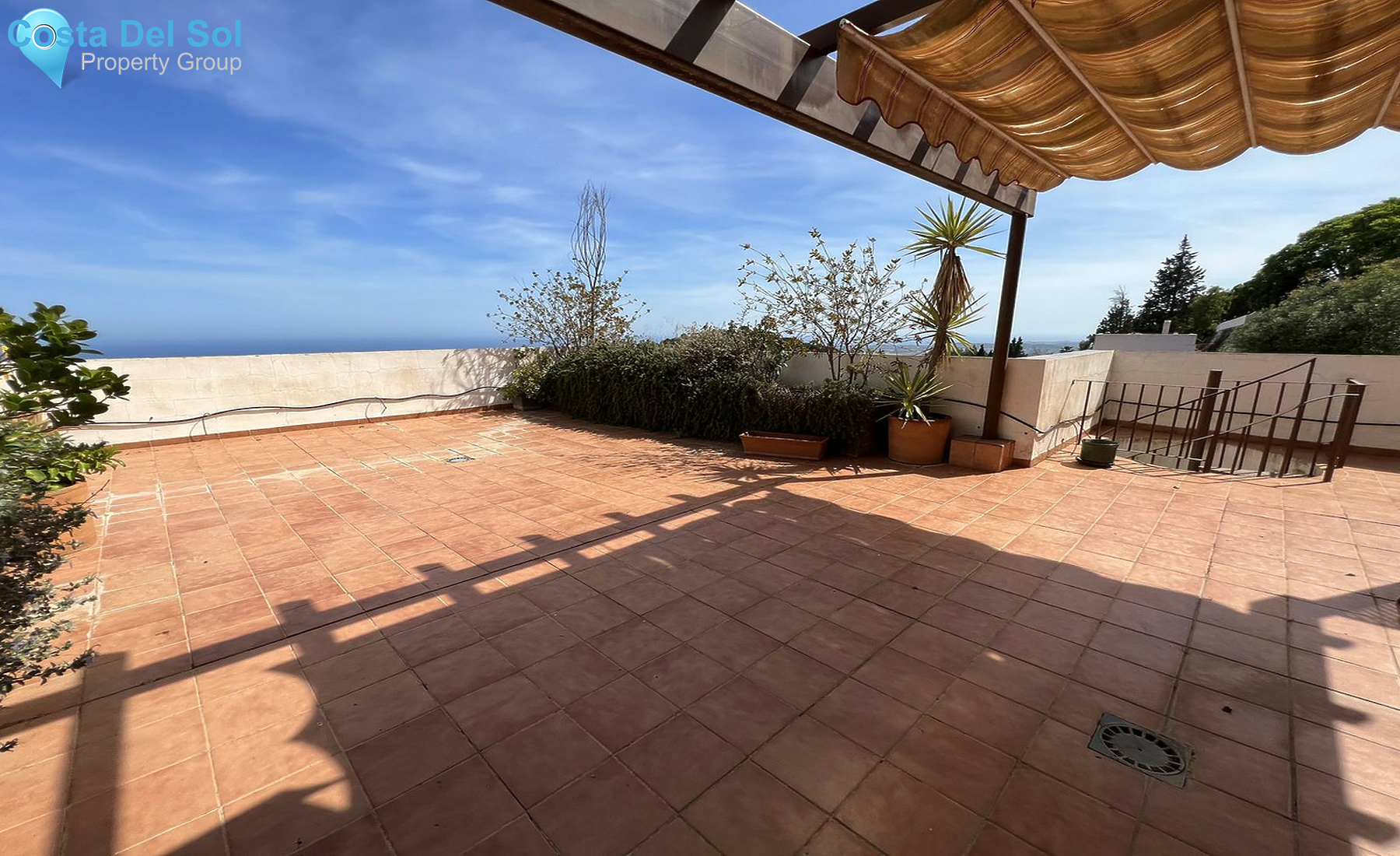 Top Floor Apartment in Mijas-1280657