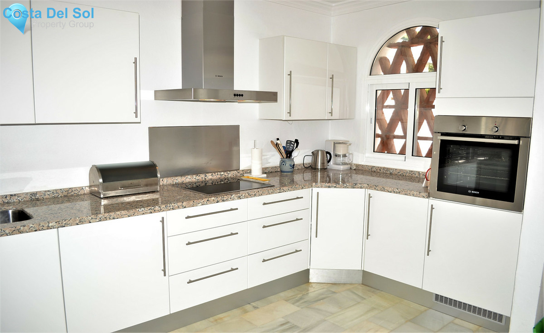 Top Floor Apartment in Mijas-697650