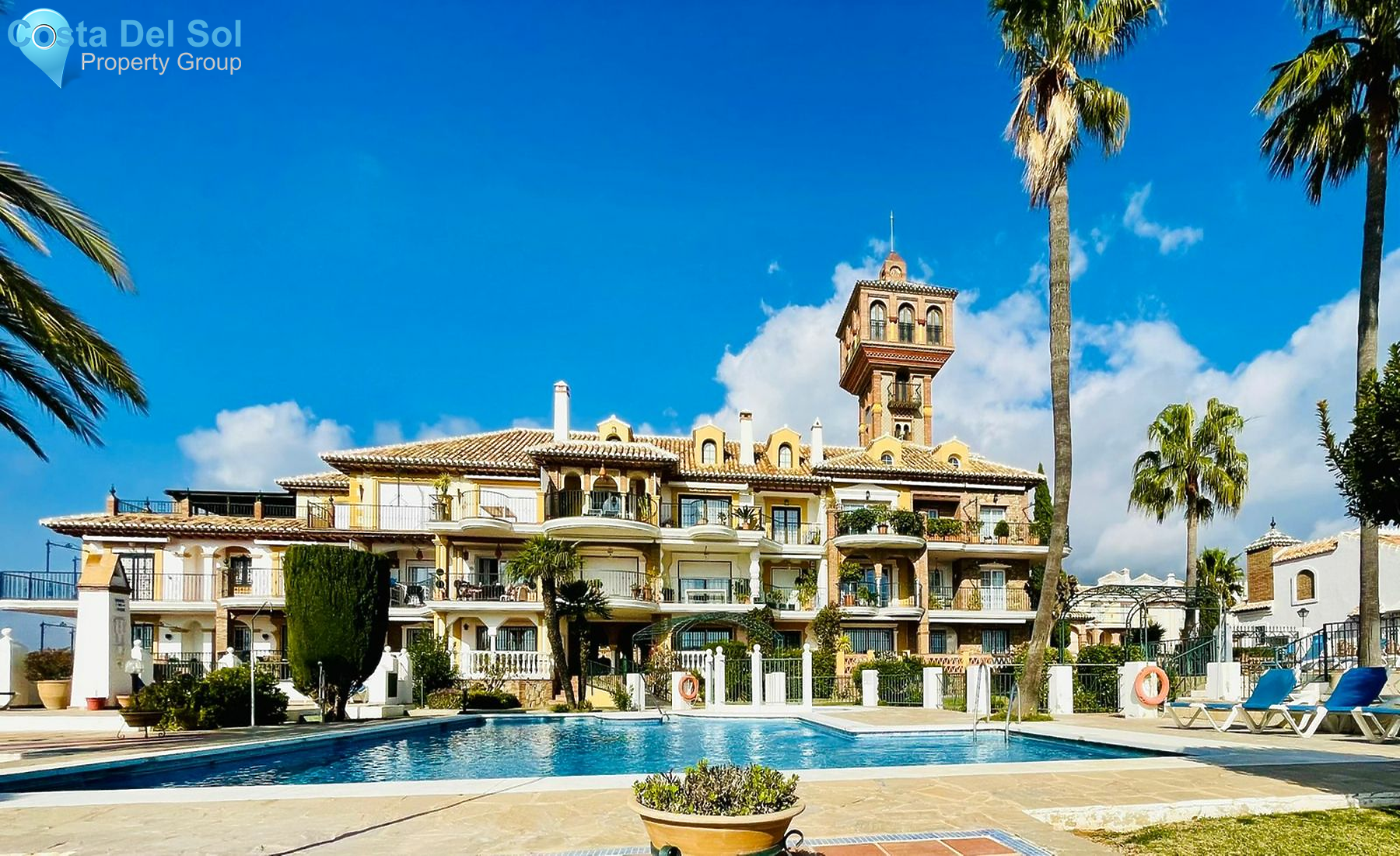 Top Floor Apartment in Mijas Golf