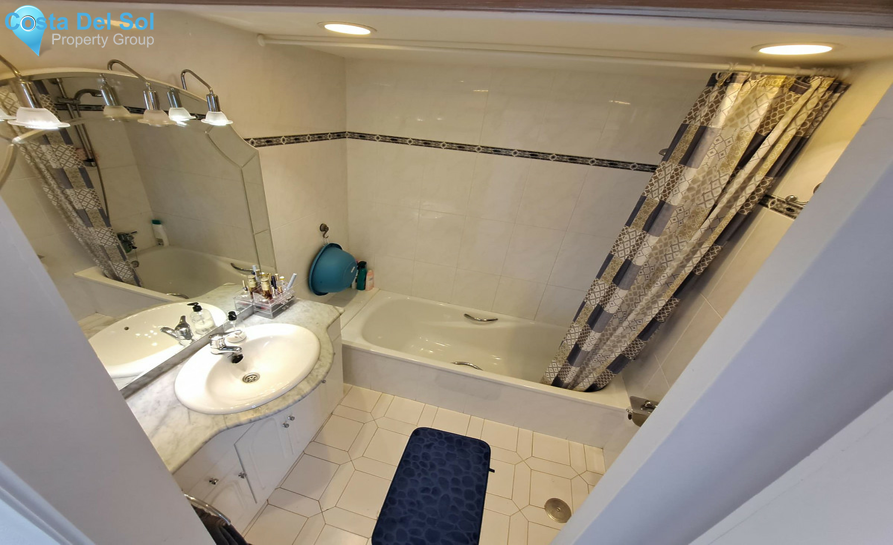 Top Floor Apartment in Miraflores-1327987