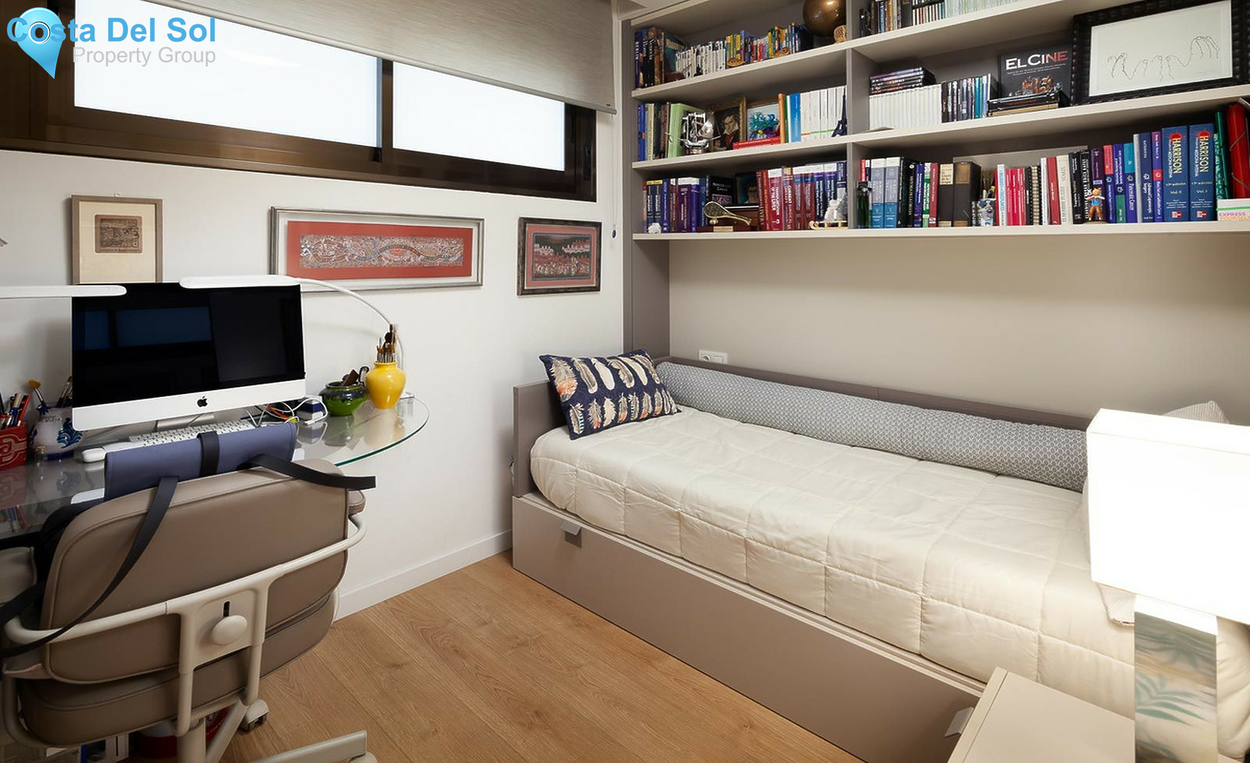 Top Floor Apartment in Málaga-1367488