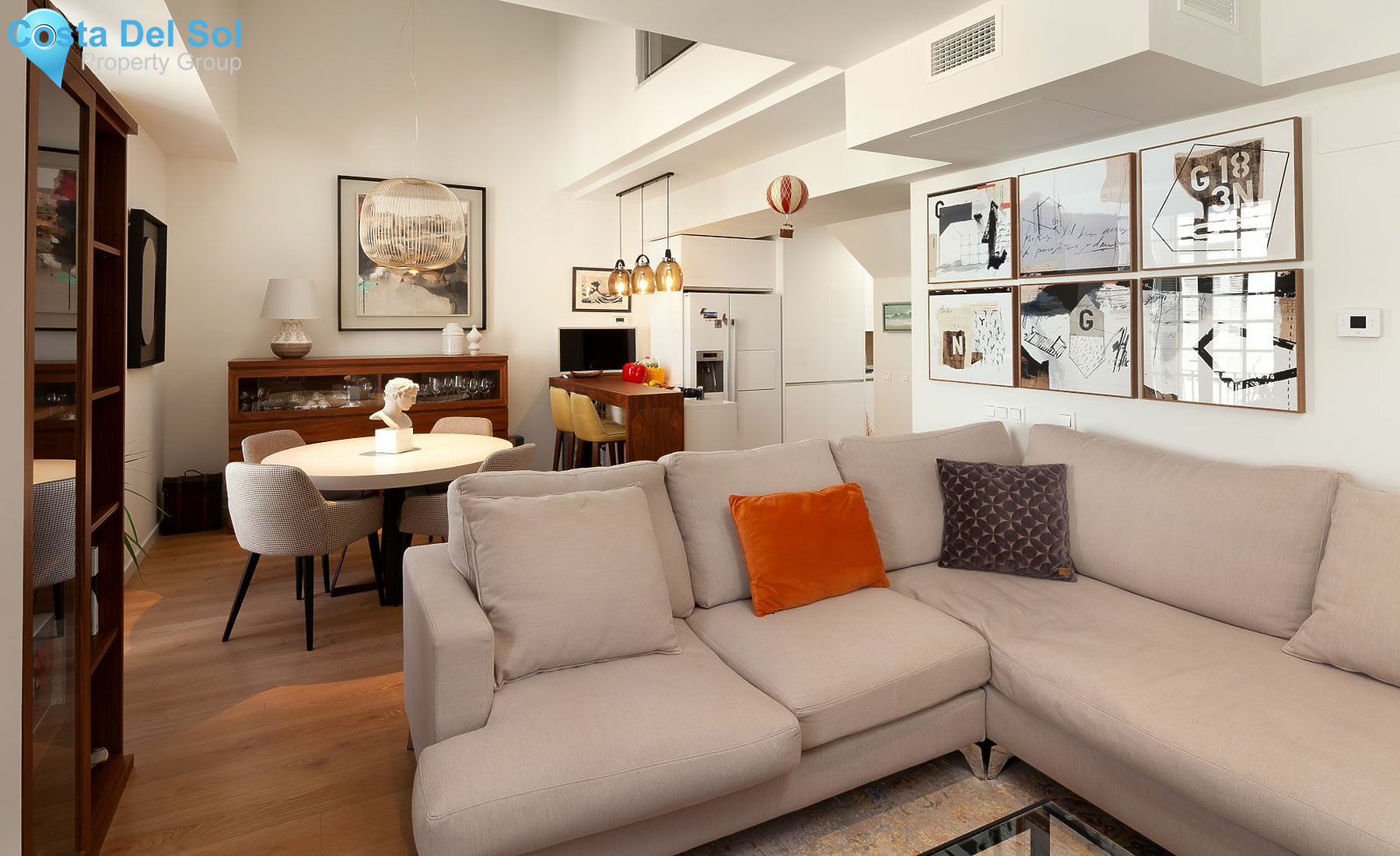 Top Floor Apartment in Málaga-1395516