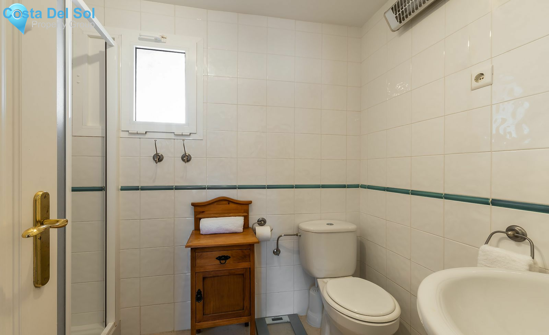 Middle Floor Apartment in Nerja-1423890