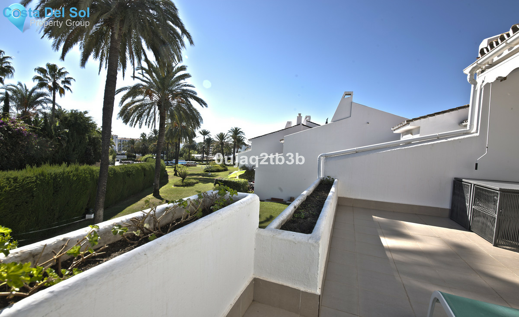 Top Floor Apartment in Nueva Andalucía-715083
