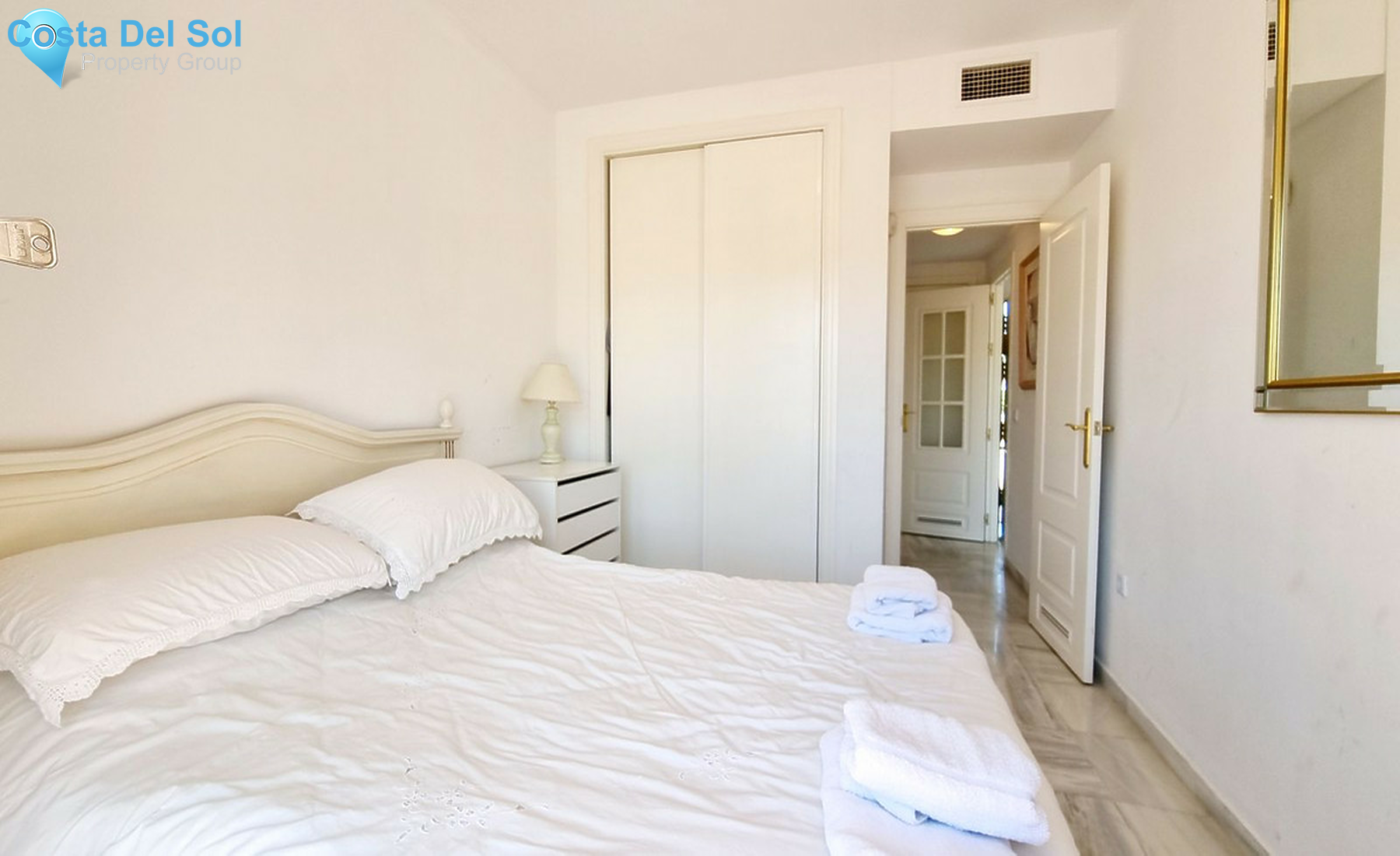 Top Floor Apartment in Nueva Andalucía-1249212