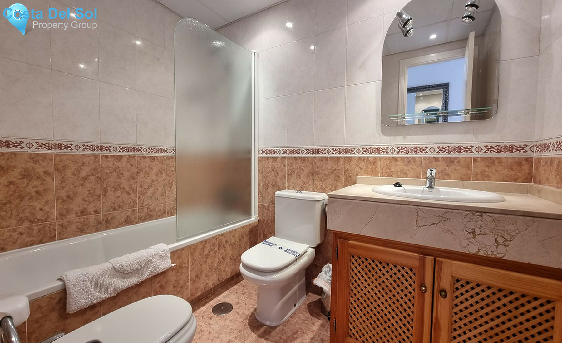 Top Floor Apartment in Nueva Andalucía-1249217