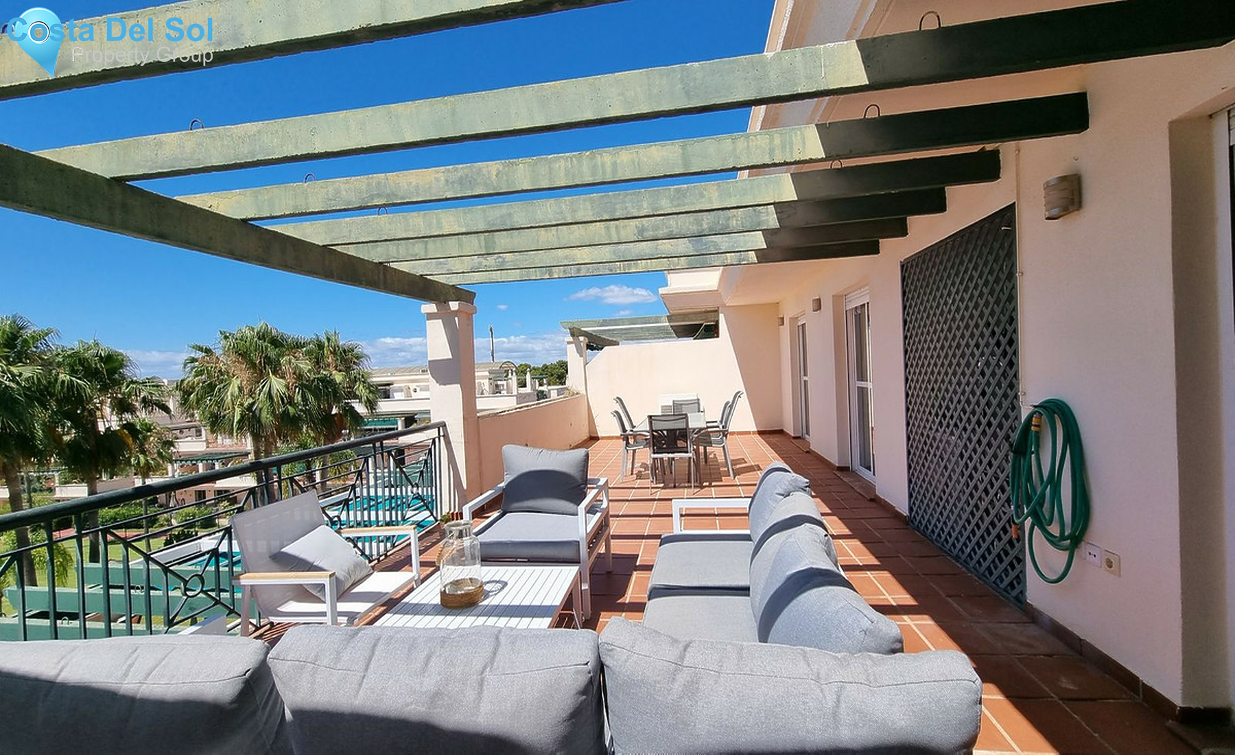 Top Floor Apartment in Nueva Andalucía-1249205
