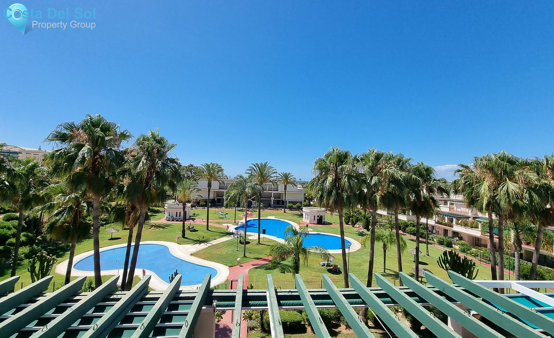 Top Floor Apartment in Nueva Andalucía-1249207