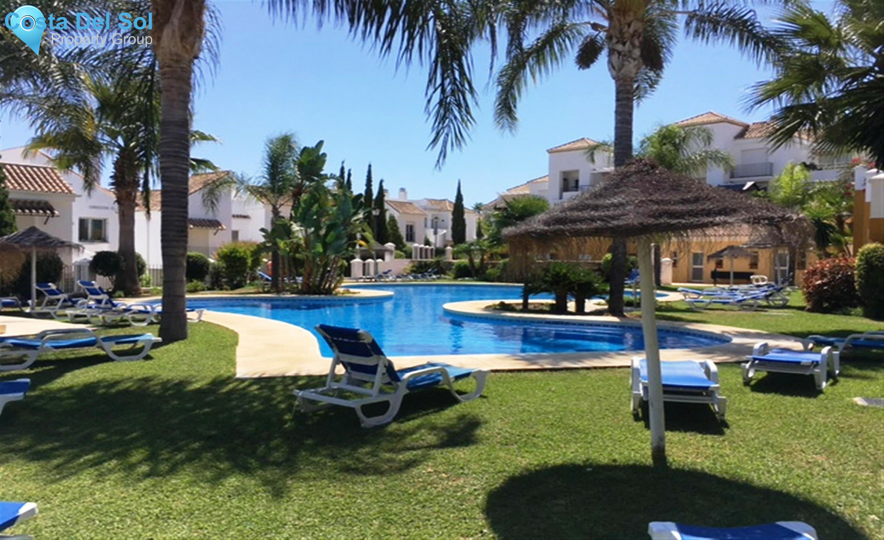 Top Floor Apartment in Nueva Andalucía