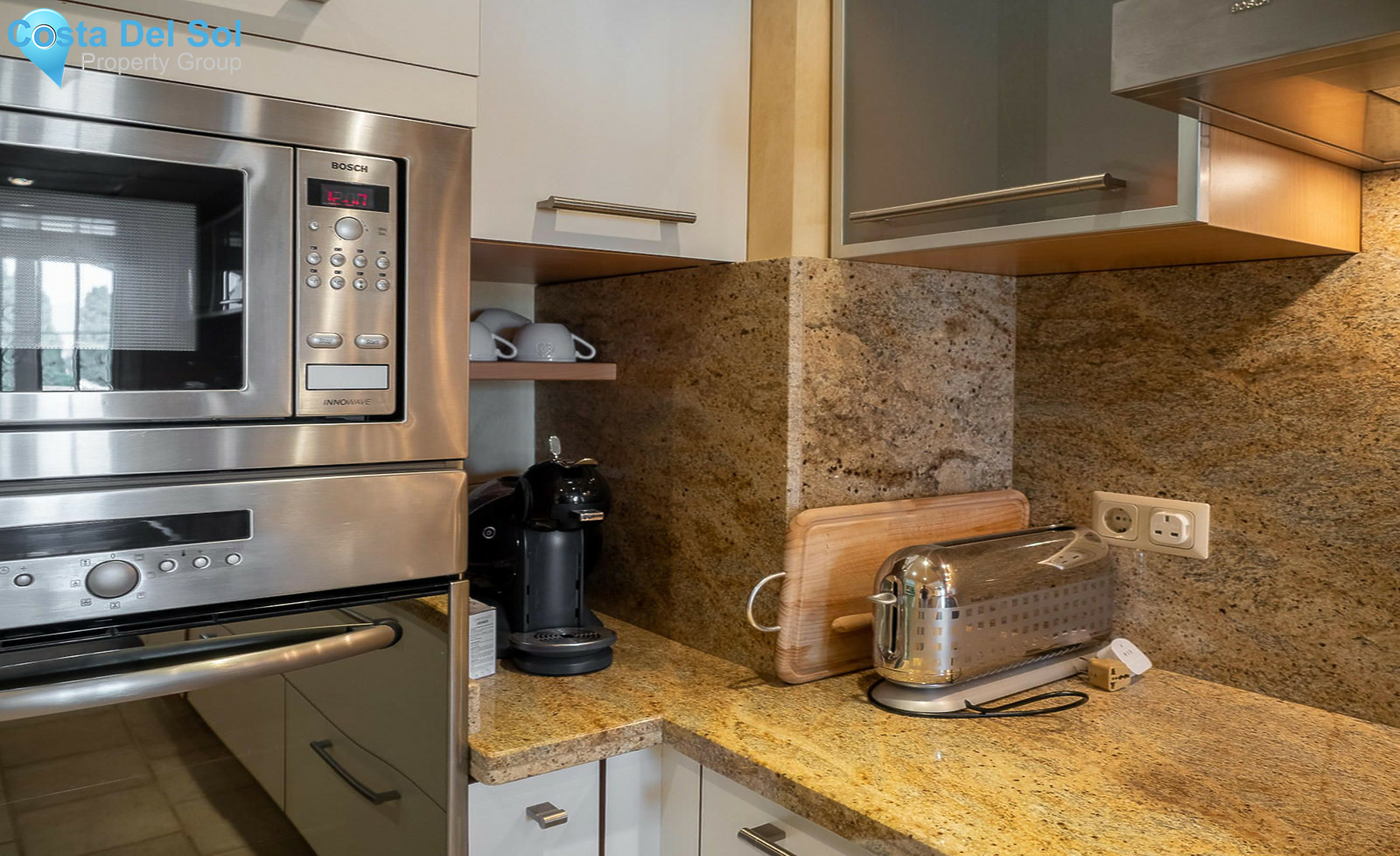 Top Floor Apartment in Nueva Andalucía-1369643