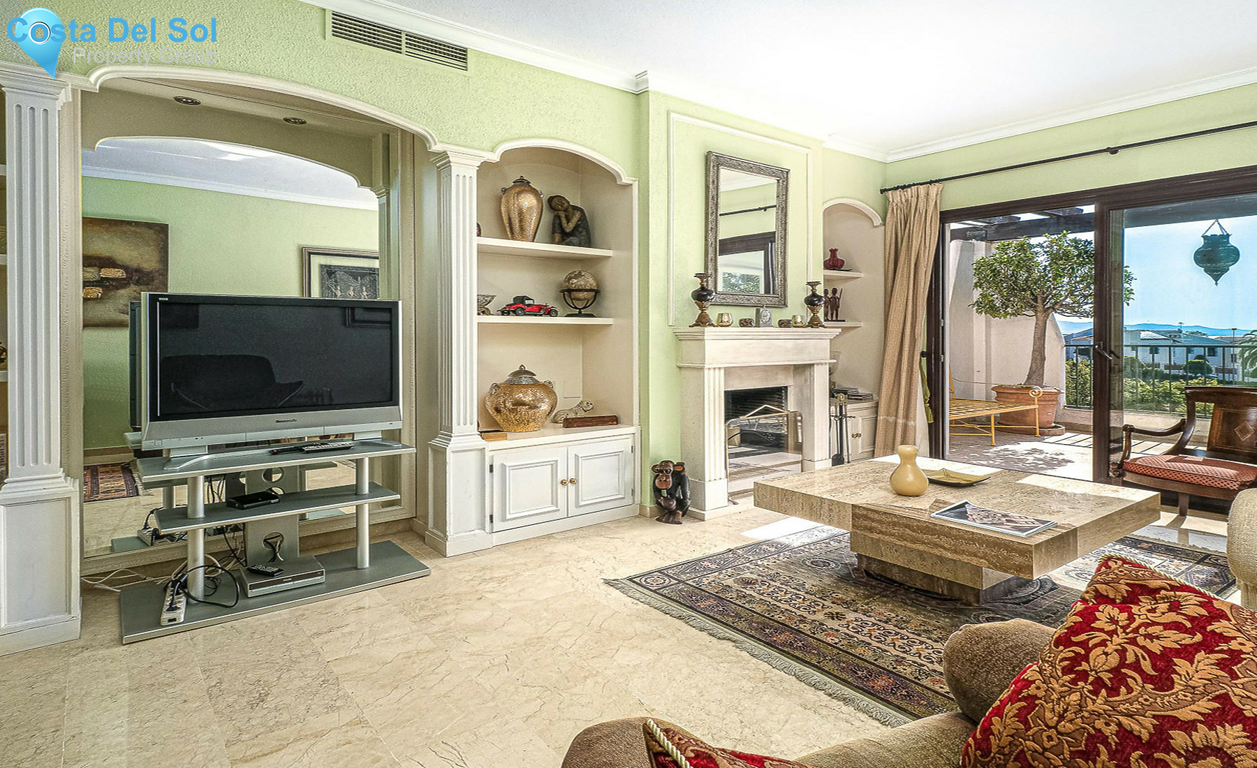 Top Floor Apartment in Nueva Andalucía-1369633