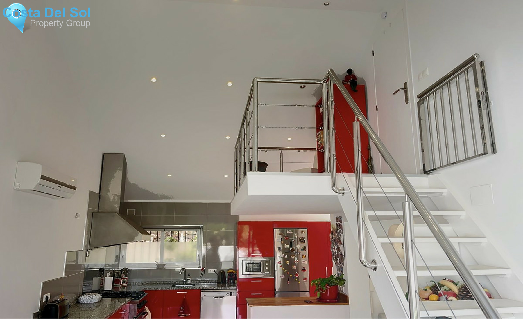Top Floor Apartment in Nueva Andalucía-1502163