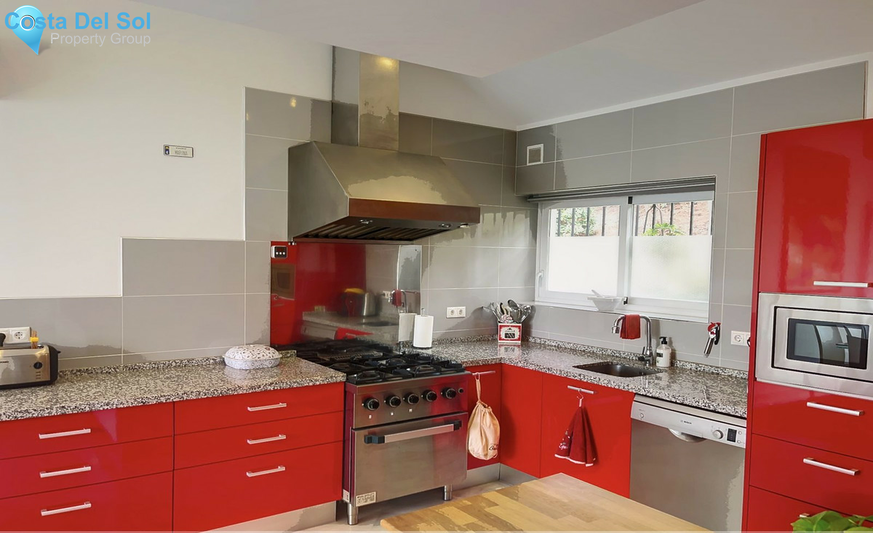 Top Floor Apartment in Nueva Andalucía-1502157