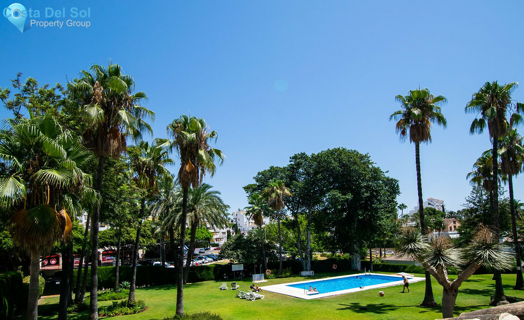 Top Floor Apartment in Nueva Andalucía-1505056