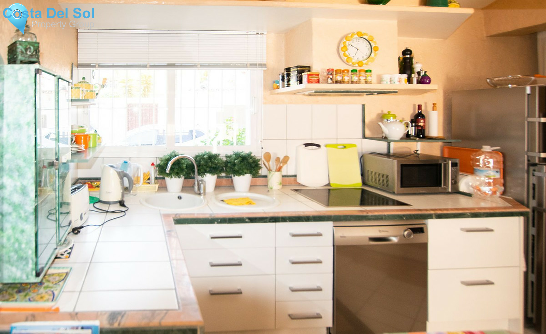 Top Floor Apartment in Nueva Andalucía-1505058