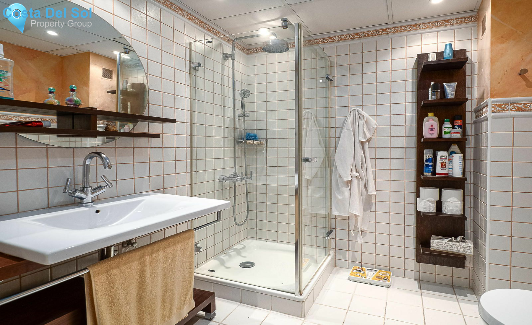 Top Floor Apartment in Nueva Andalucía-1195120