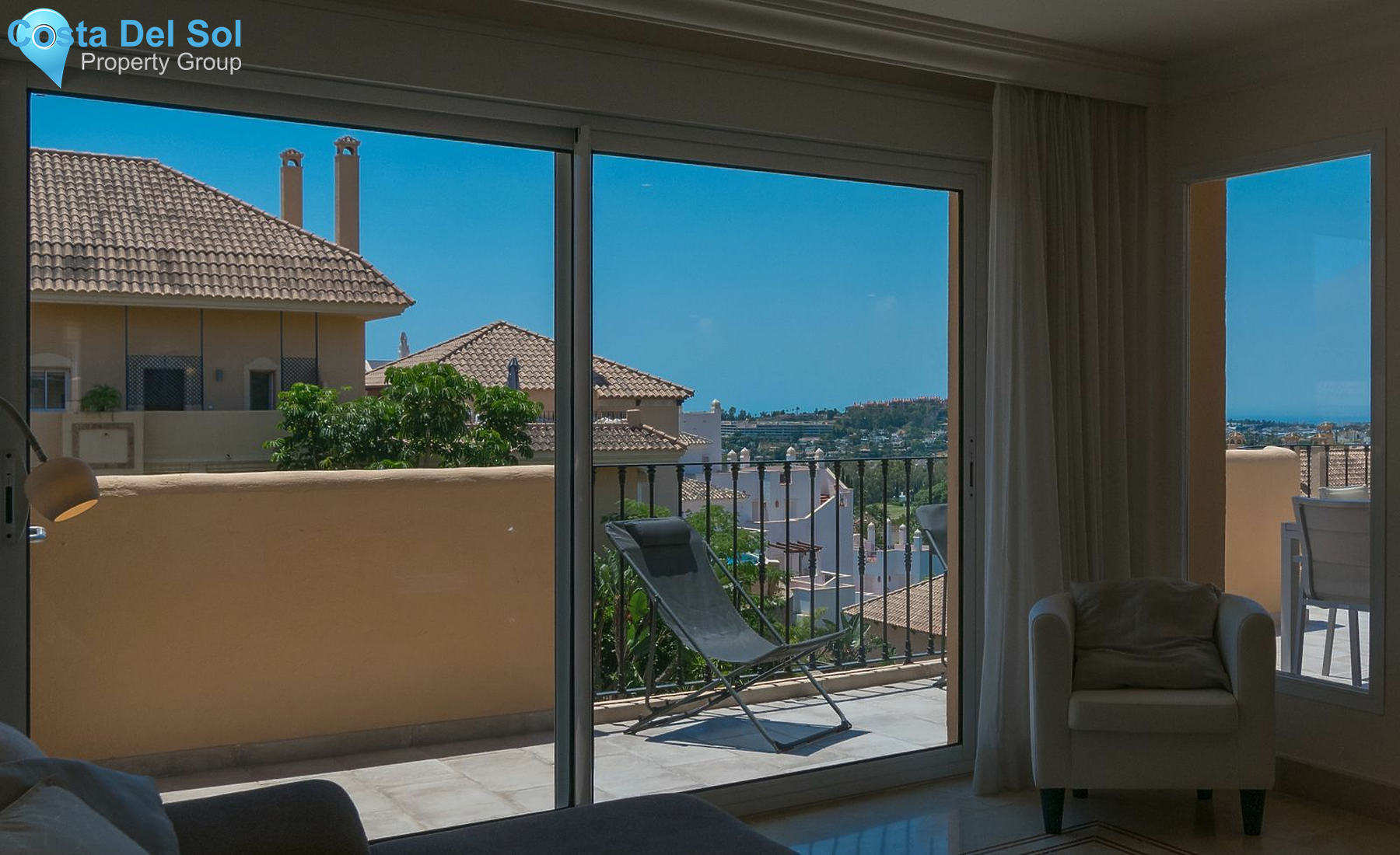 Top Floor Apartment in Nueva Andalucía-1386055
