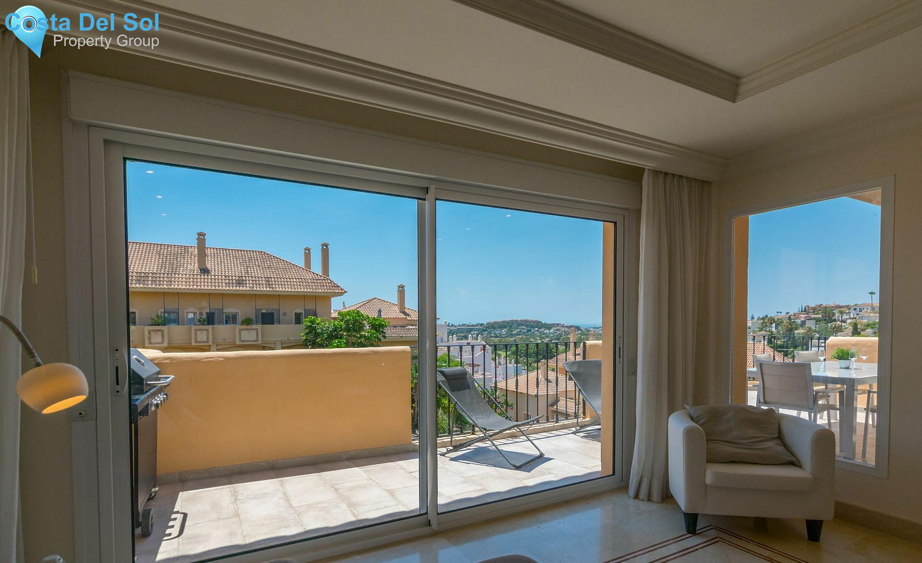 Top Floor Apartment in Nueva Andalucía-1386040
