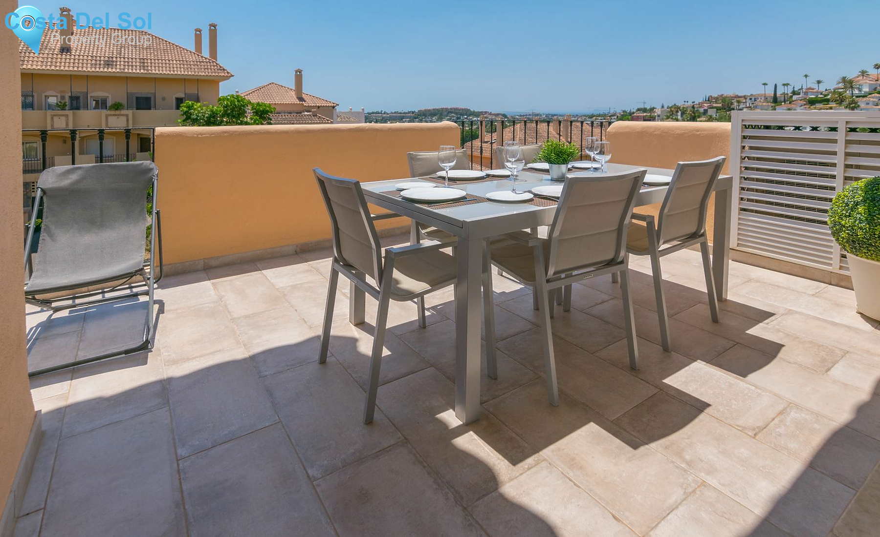 Top Floor Apartment in Nueva Andalucía-1386041