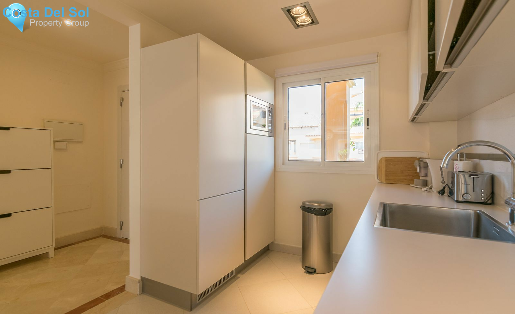 Top Floor Apartment in Nueva Andalucía-1386043