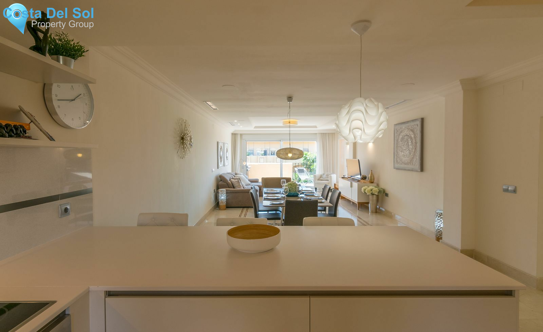 Top Floor Apartment in Nueva Andalucía-1386046