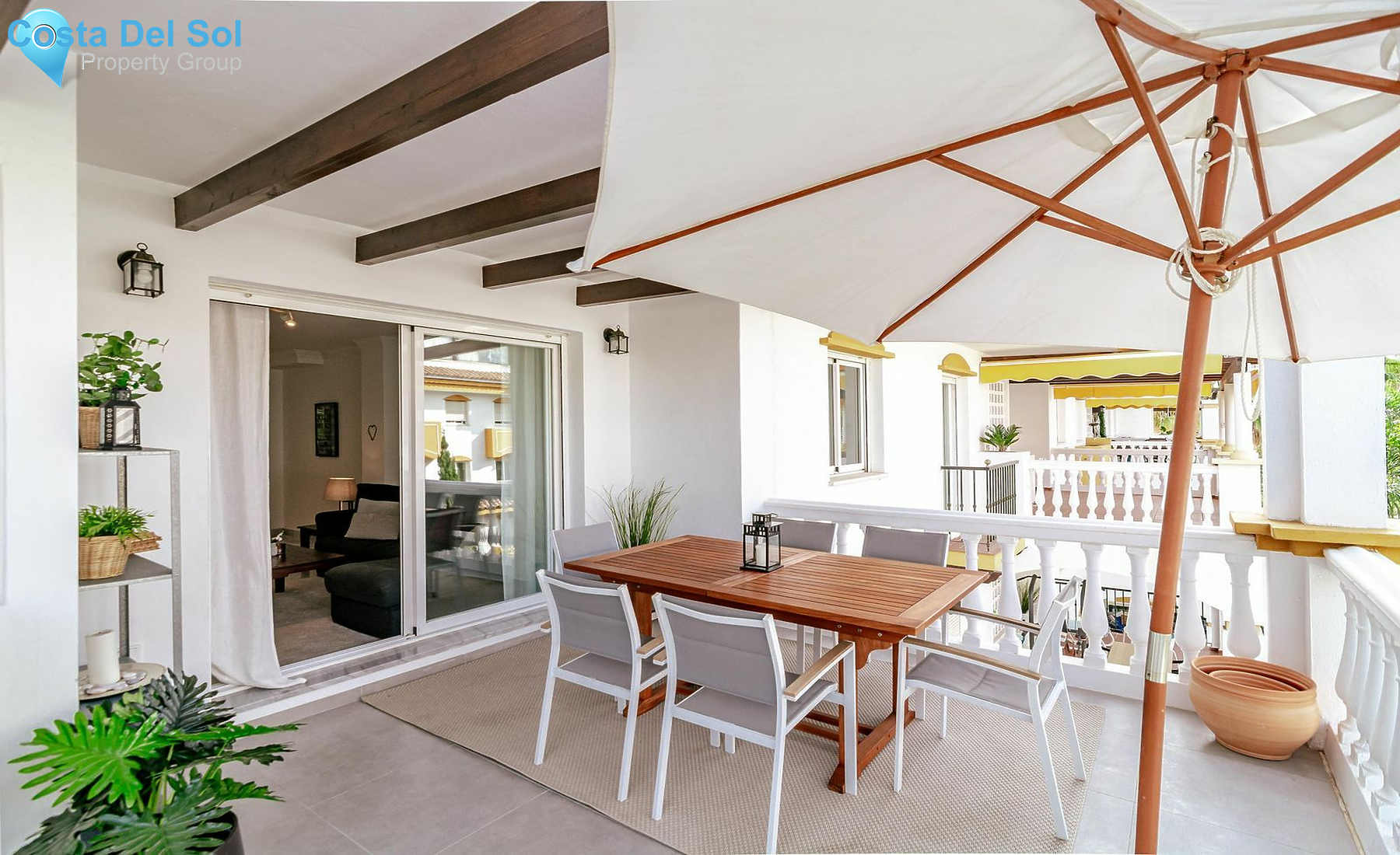 Top Floor Apartment in Nueva Andalucía