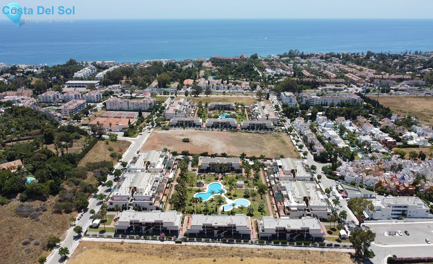 Top Floor Apartment in Nueva Andalucía-1469106