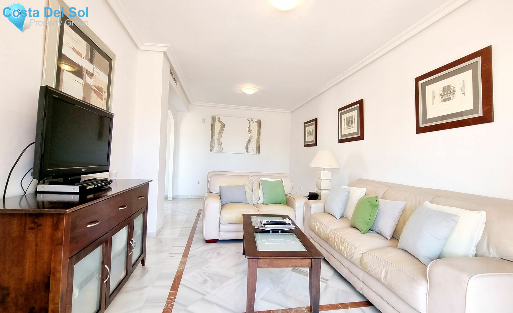 Top Floor Apartment in Nueva Andalucía-1469107