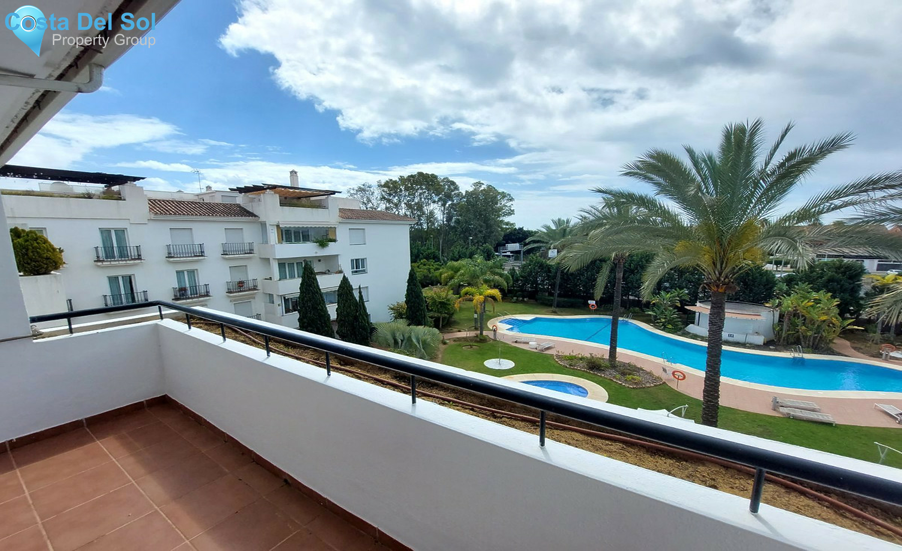 Top Floor Apartment in Puerto Banús-1287998