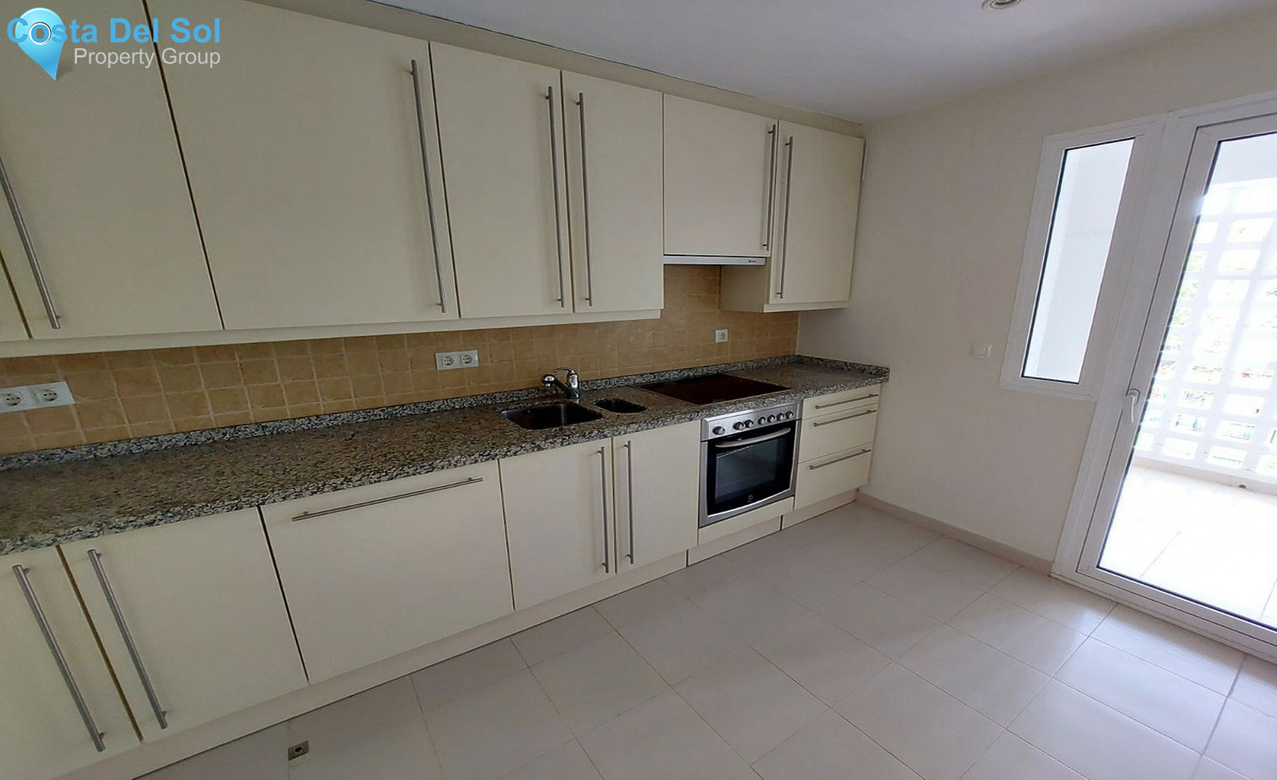 Top Floor Apartment in Puerto Banús-1287999