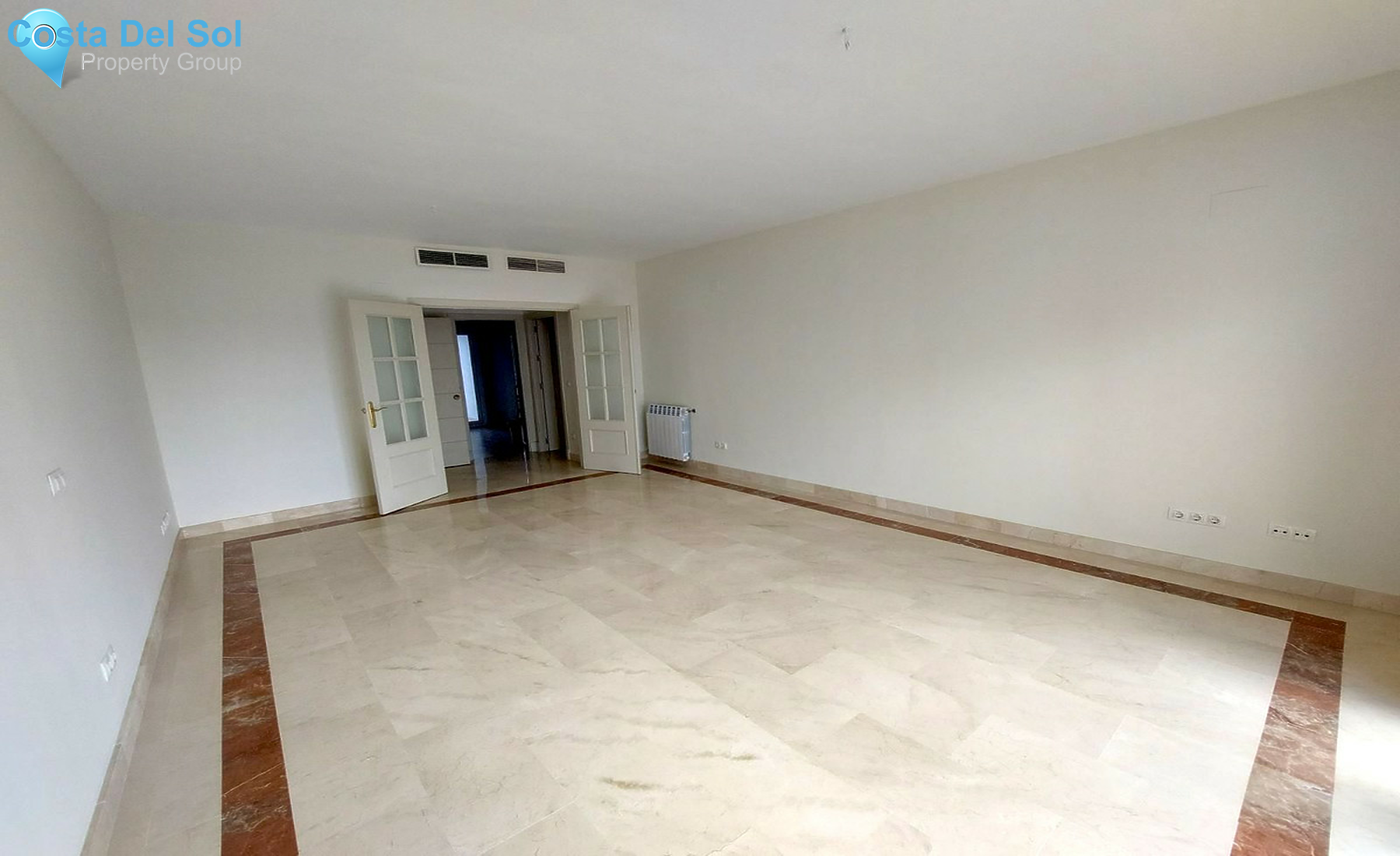 Top Floor Apartment in Puerto Banús-1288001