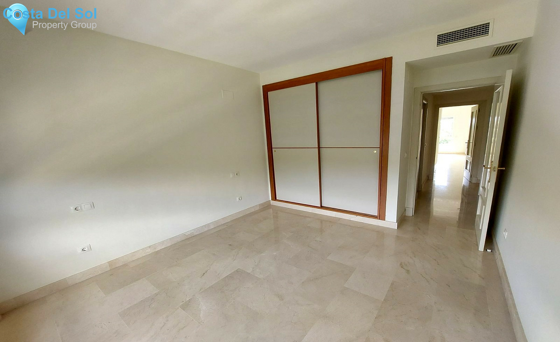 Top Floor Apartment in Puerto Banús-1287991