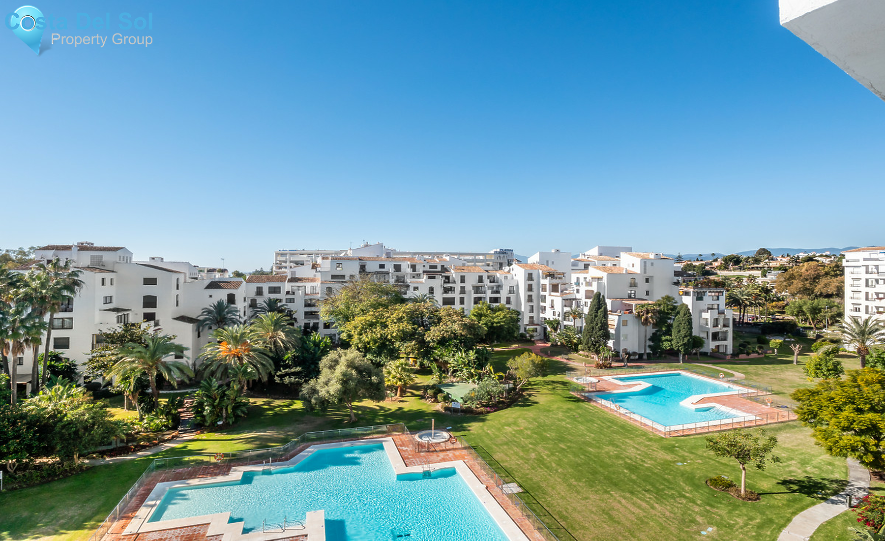 Top Floor Apartment in Puerto Banús-1337282
