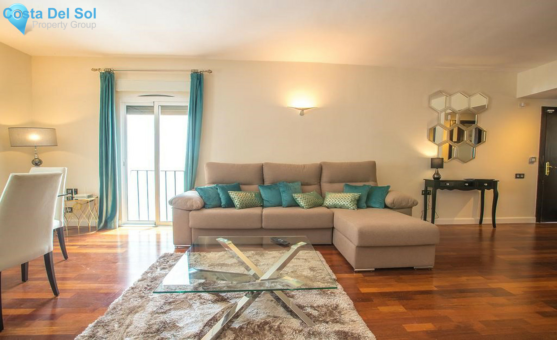 Top Floor Apartment in Puerto Banús-697790