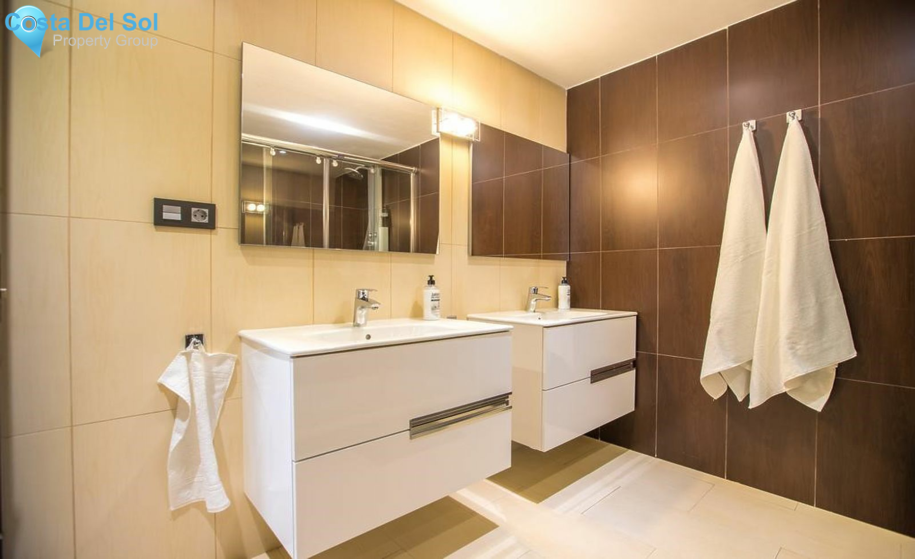 Top Floor Apartment in Puerto Banús-1139694