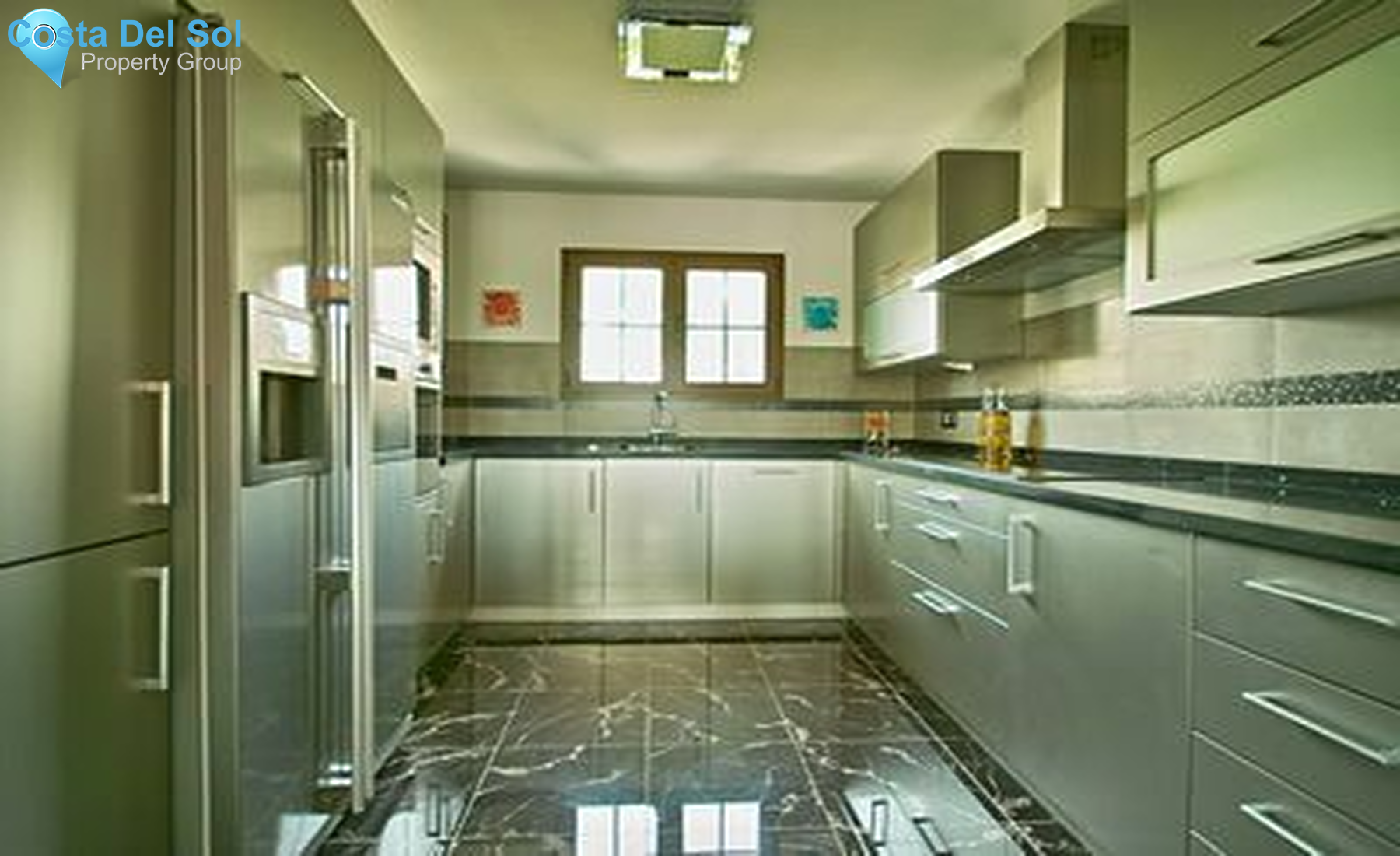 Top Floor Apartment in Puerto Banús-1148558