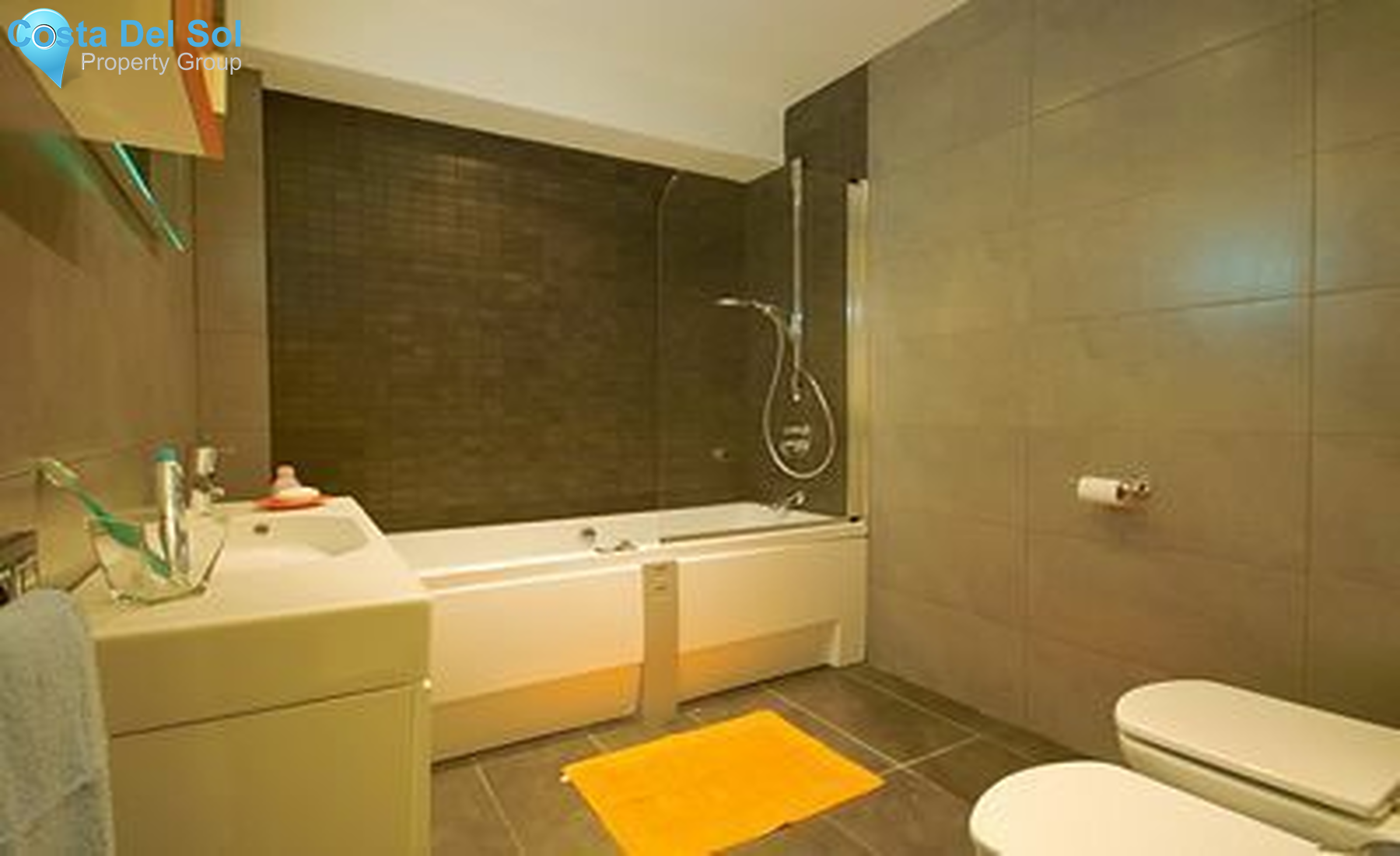 Top Floor Apartment in Puerto Banús-1148562