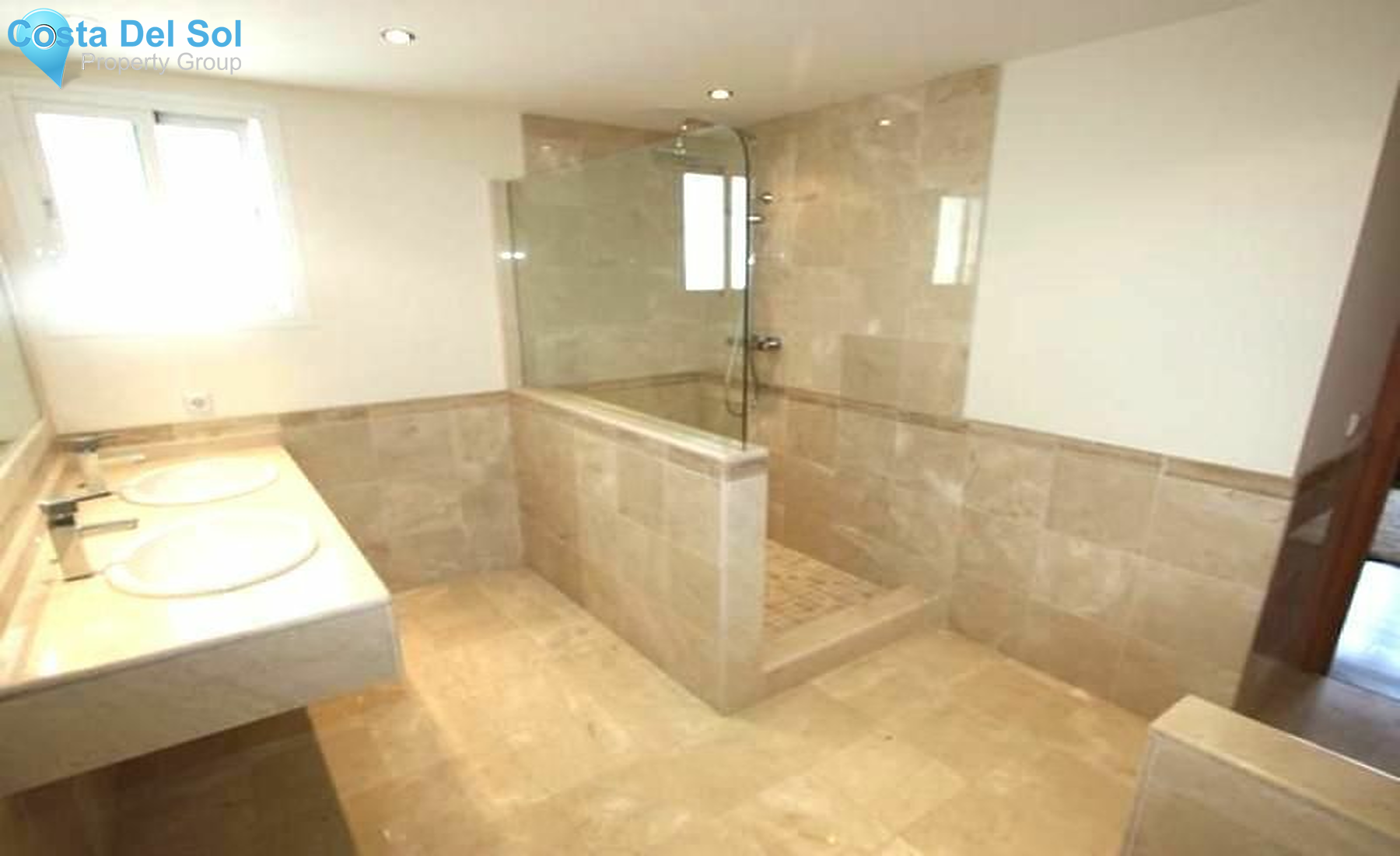 Top Floor Apartment in Puerto Banús-1395386