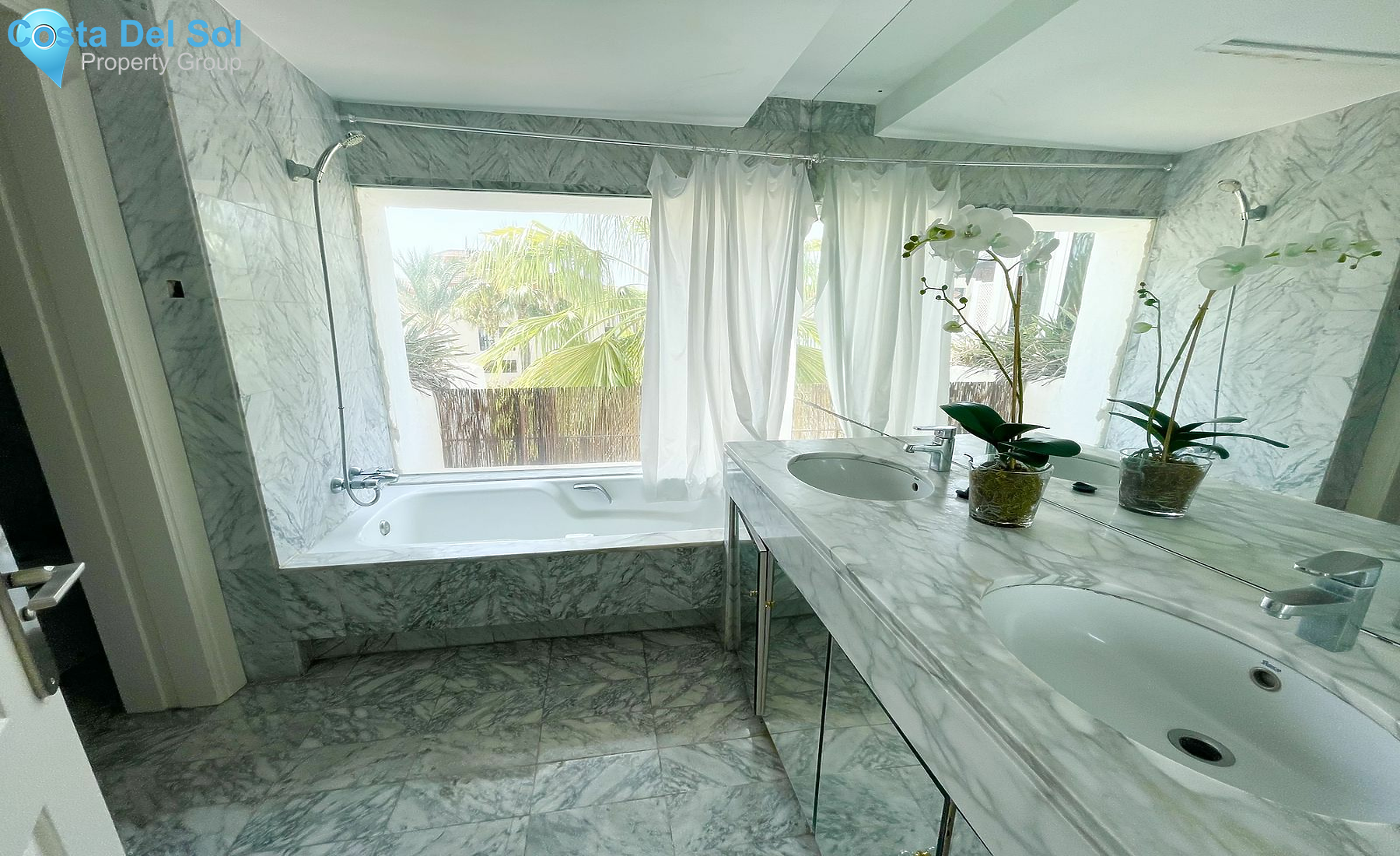 Top Floor Apartment in Puerto Banús-1534500