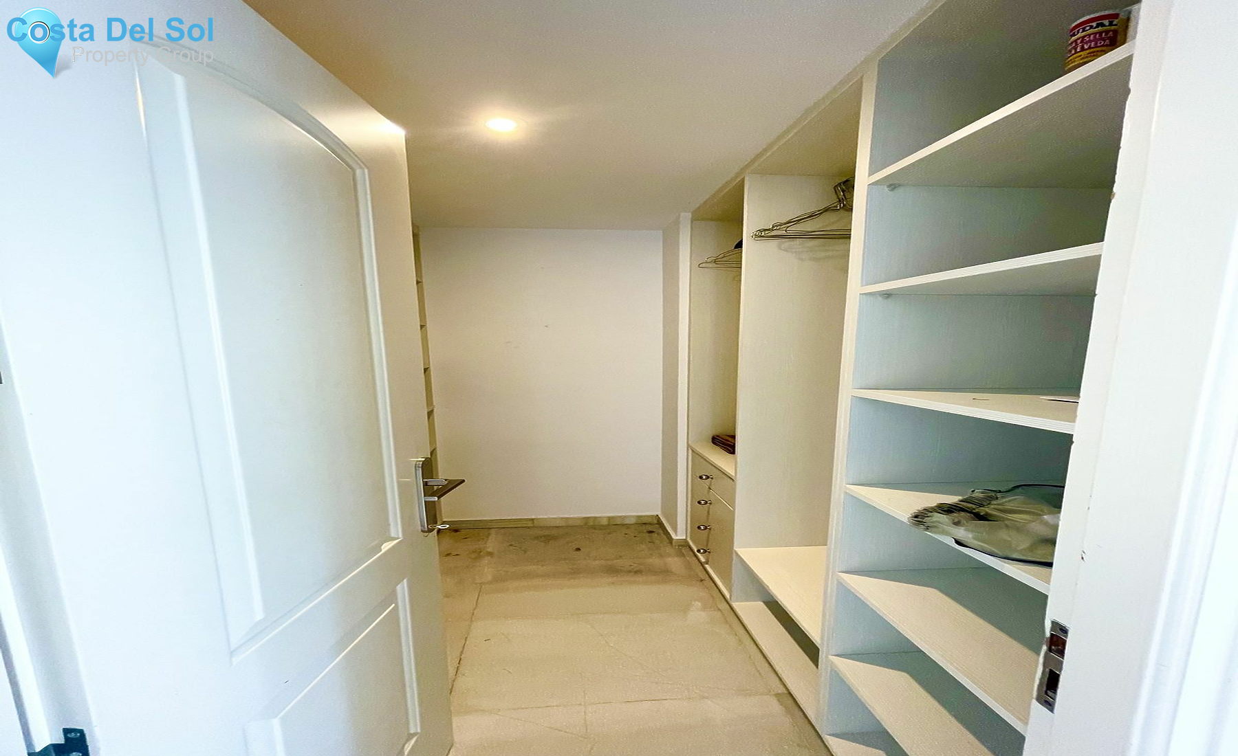 Top Floor Apartment in Puerto Banús-1534501