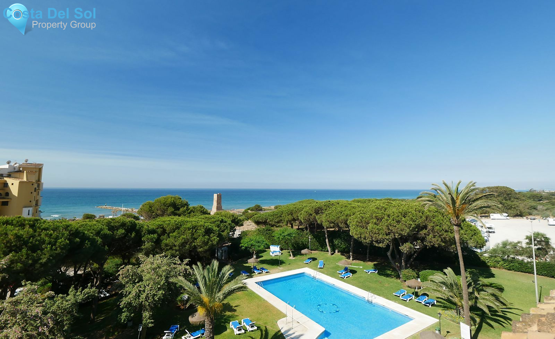 Top Floor Apartment in Puerto de Cabopino-1147802