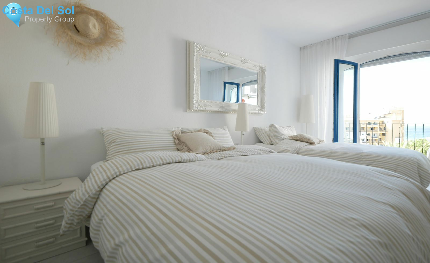 Top Floor Apartment in Puerto de Cabopino-1147804