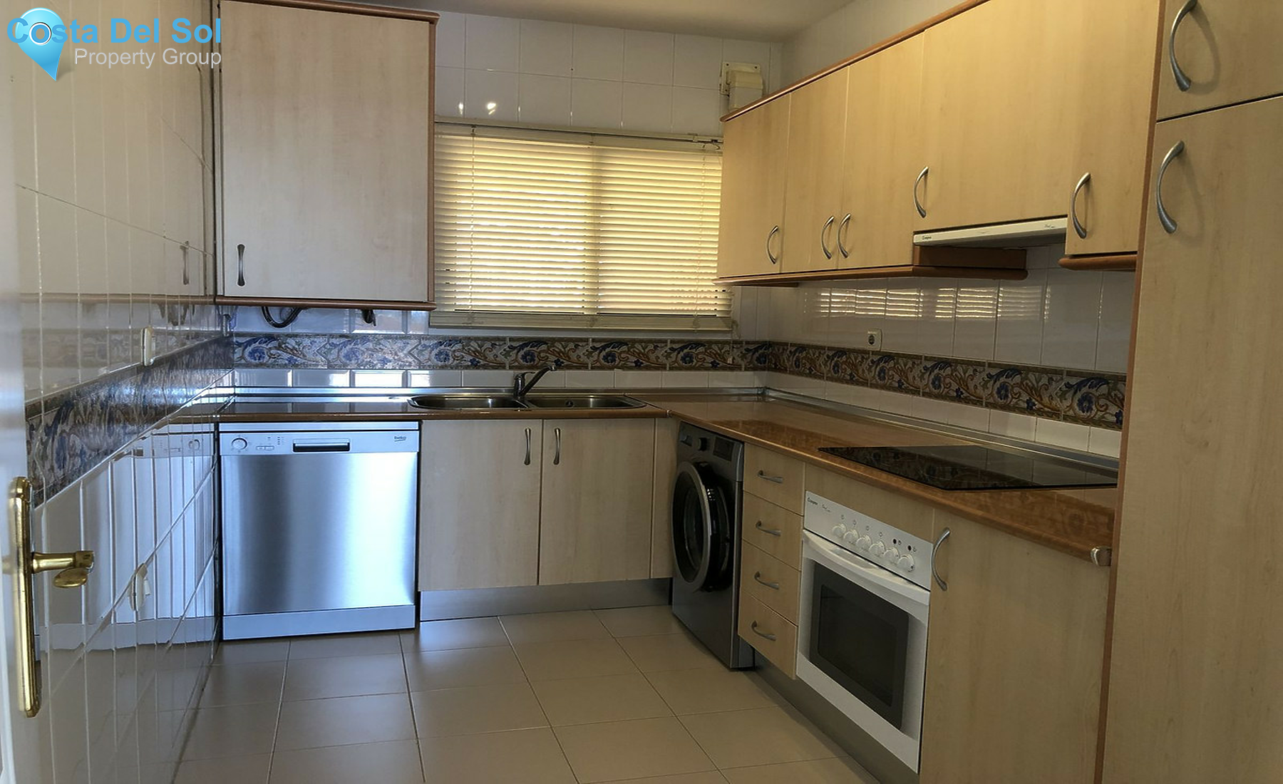 Top Floor Apartment in Reserva de Marbella-1270280