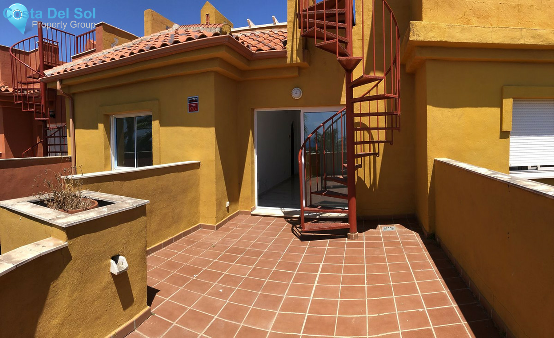 Top Floor Apartment in Reserva de Marbella-1270274