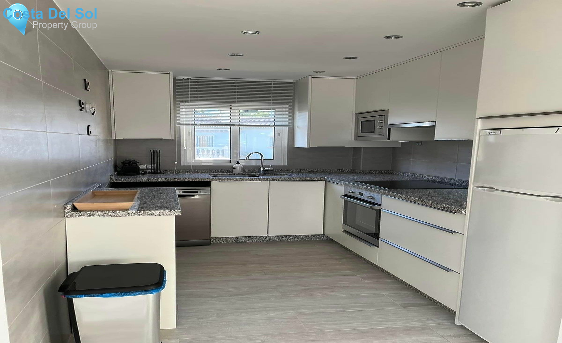 Top Floor Apartment in Riviera del Sol-1443535