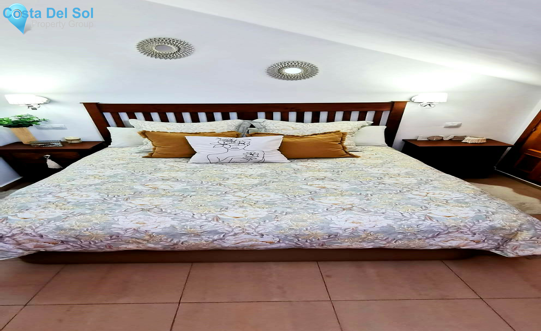 Top Floor Apartment in San Pedro de Alcántara-1323114