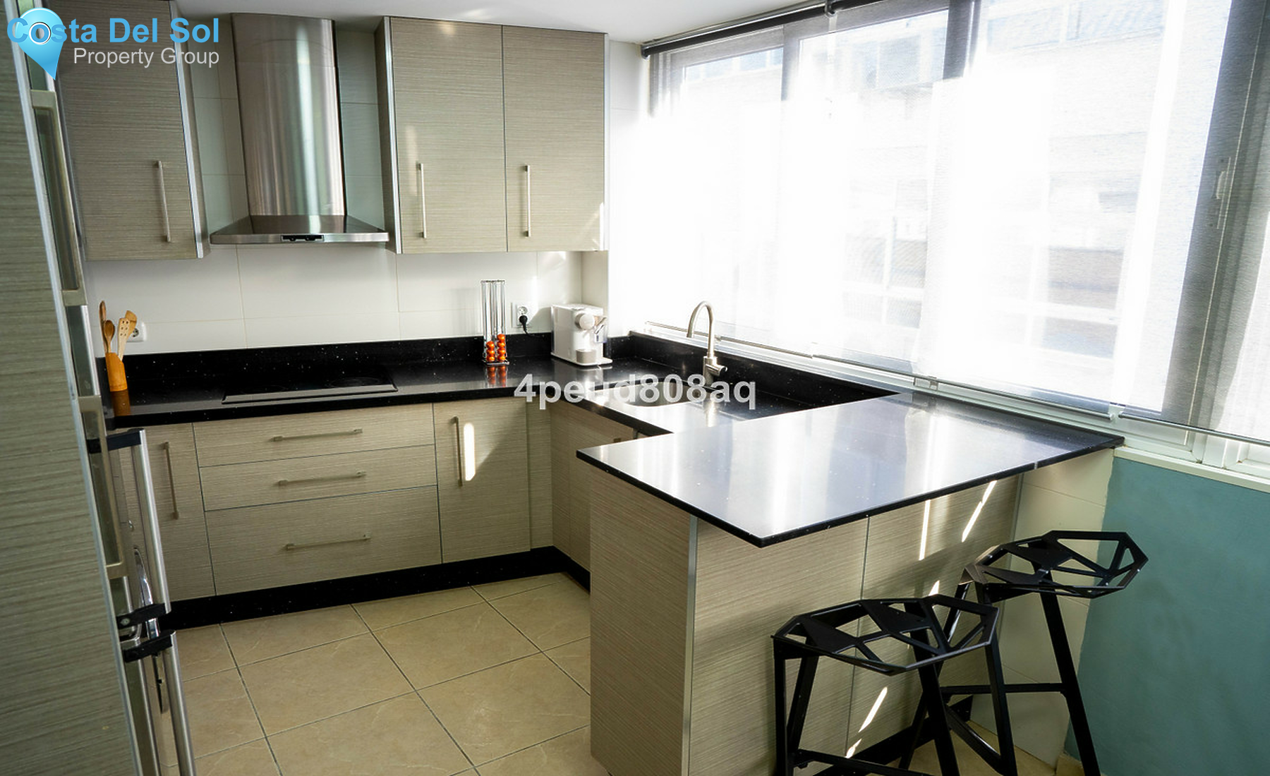 Top Floor Apartment in San Pedro de Alcántara-1323160