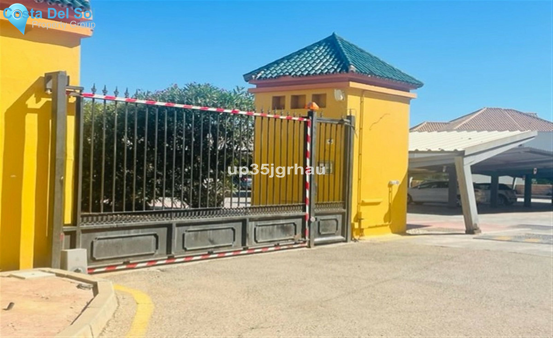 Top Floor Apartment in Selwo-1437139