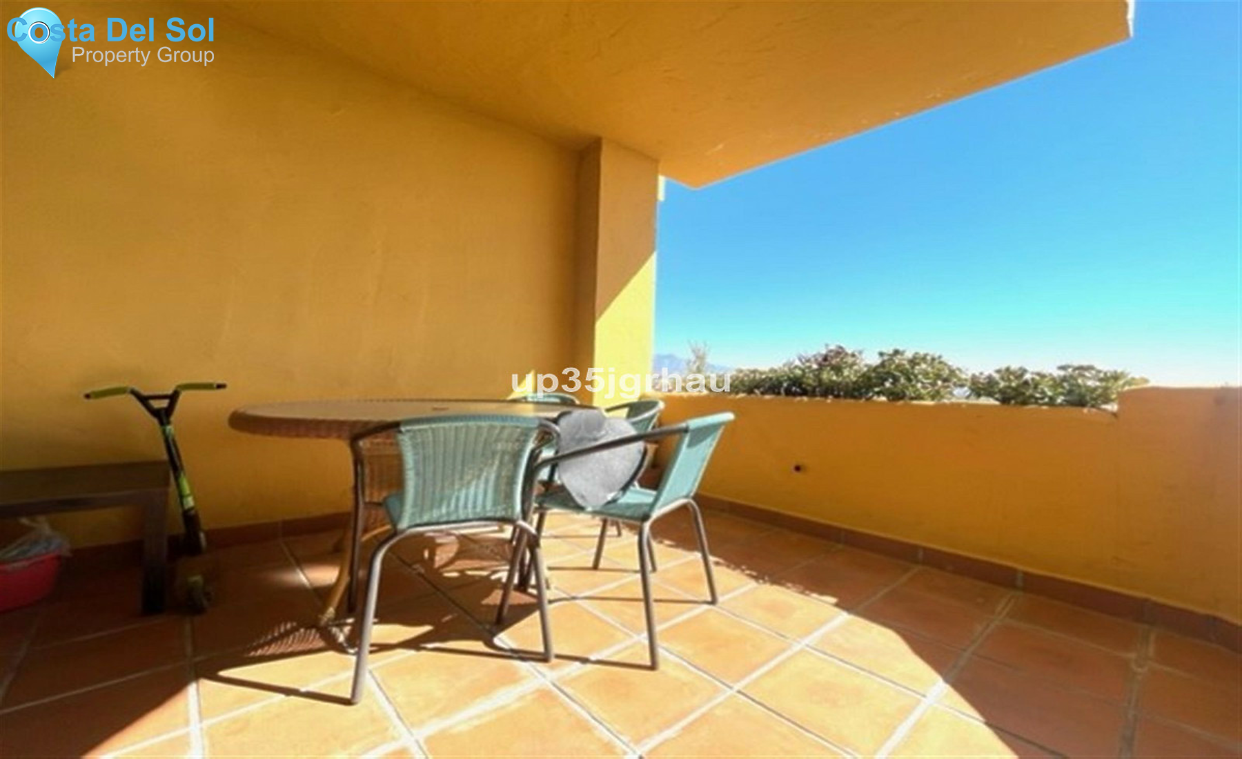 Top Floor Apartment in Selwo-1437129